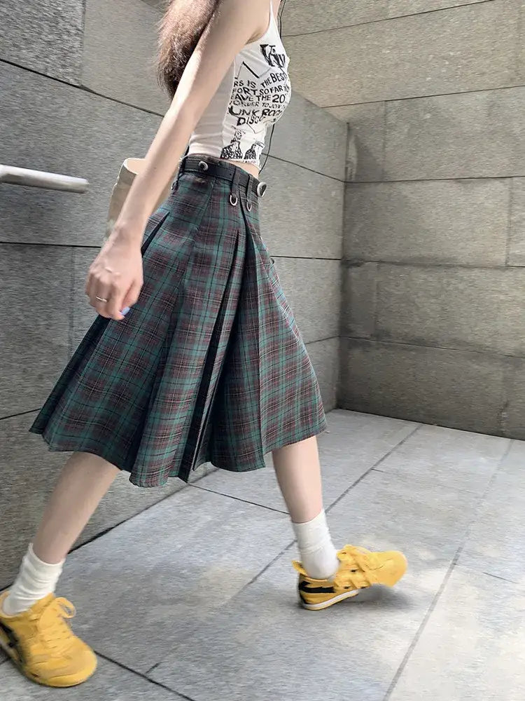 Plaid midi skirt featuring a high waist and knee-length hem for stylish comfort