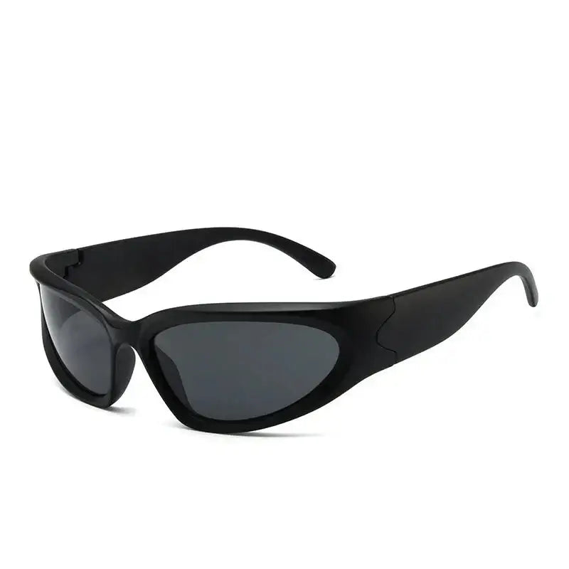 Black wraparound sporty design Y2K sunglasses for trendy streetwear looks