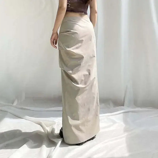 Cream-colored Y2K long skirt featuring a fitted silhouette for a stylish look