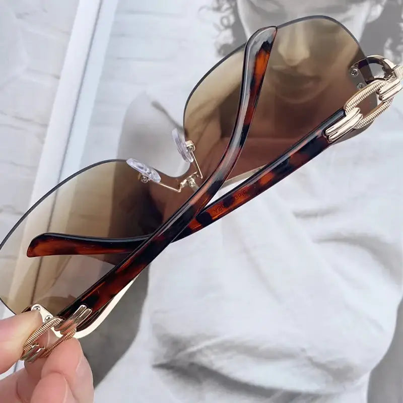 Y2K Style Sunglasses featuring gradient lenses and tortoiseshell frames